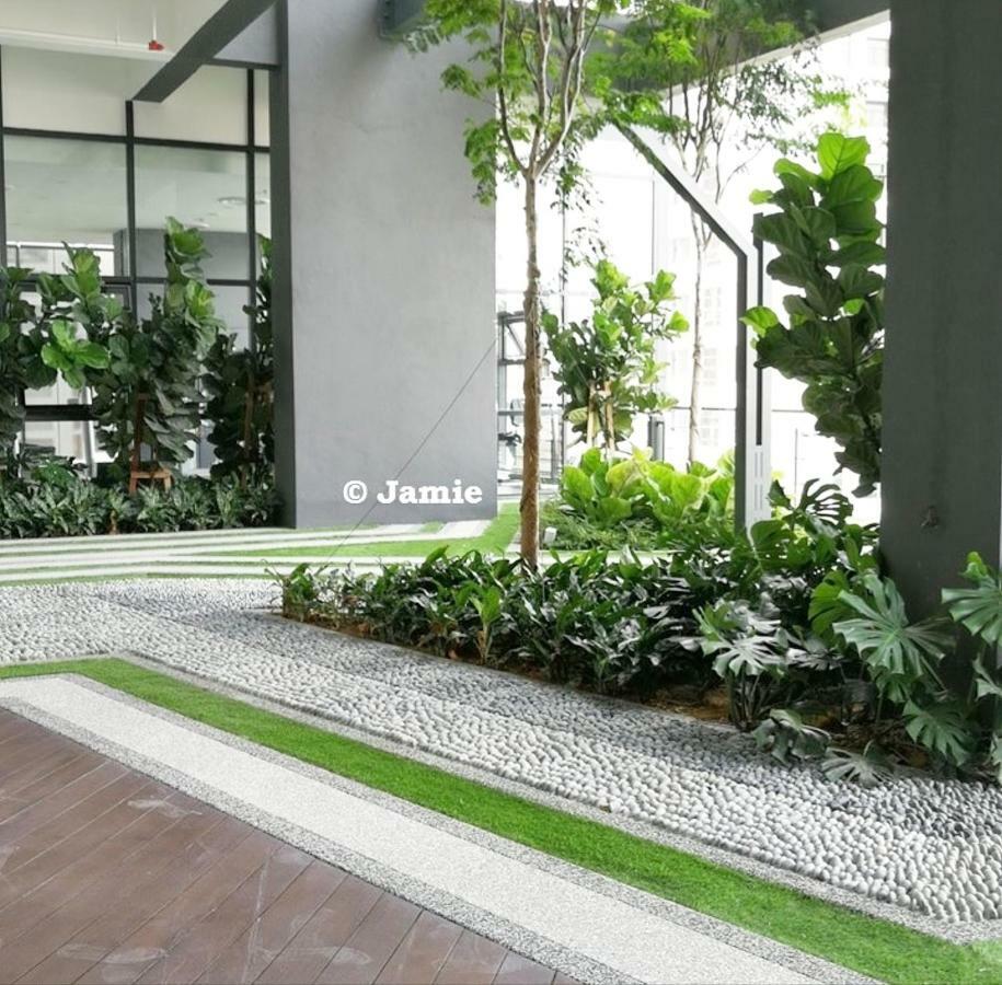 Muji Home 1 - Sea And City View 2Br At 218 Tropicana Near Komtar Foodheaven With Netflix & Tv Box جورج تاون المظهر الخارجي الصورة