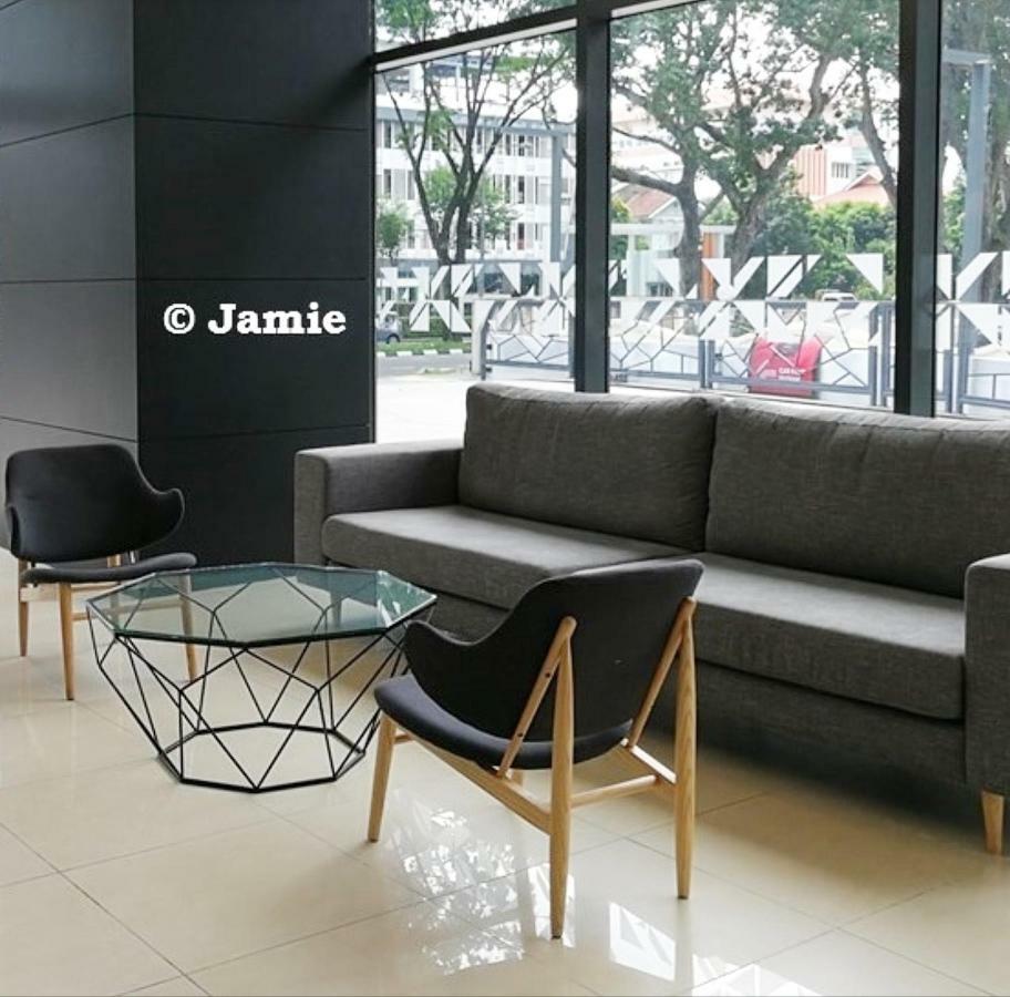 Muji Home 1 - Sea And City View 2Br At 218 Tropicana Near Komtar Foodheaven With Netflix & Tv Box جورج تاون المظهر الخارجي الصورة